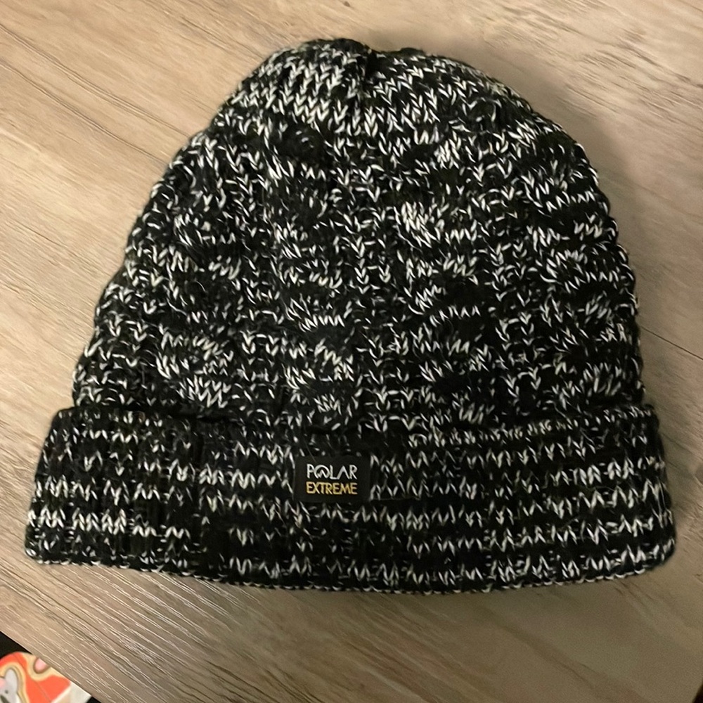 Women’s fleece lined hat